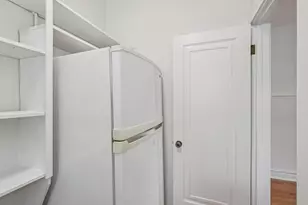 5253 Cleveland St, Skokie, IL 60077 - Photo 16