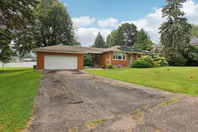 23W285 Armitage Avenue, Glen Ellyn, IL 60137 - Photo 2