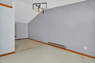 641 N Jackson Ave, Bradley, IL 60915 - Photo 12