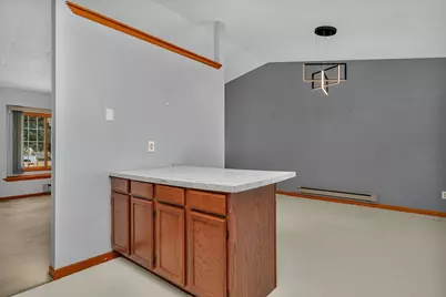 641 N Jackson Avenue, Bradley, IL 60915 - Photo 10