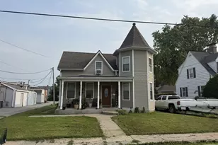 1816 8th St, Peru, IL 61354 - Photo 1