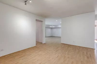 1450 Sandpebble Drive #333, Wheeling, IL 60090 - Photo 6