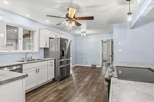 142 Lake Rd, Seymour, IL 61875 - Photo 16