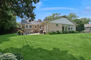 2017 Bosworth Ln, Northfield, IL 60093 - Photo 20