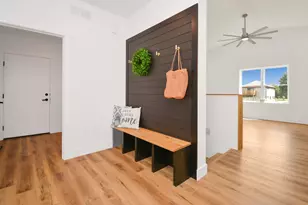 317 Waterford Estates Dr, Bloomington, IL 61704 - Photo 18