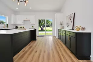 317 Waterford Estates Dr, Bloomington, IL 61704 - Photo 6