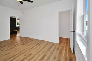 317 Waterford Estates Dr, Bloomington, IL 61704 - Photo 28