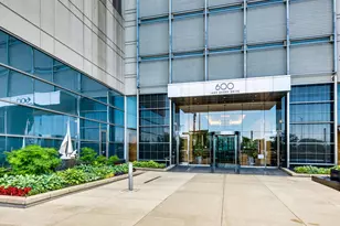 600 N Lake Shore Dr, Chicago, IL 60611 - Photo 2