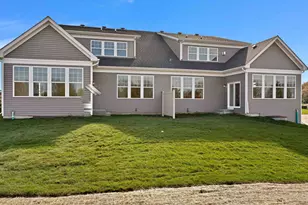 1027 Quarry Ct, Carol Stream, IL 60188 - Photo 2