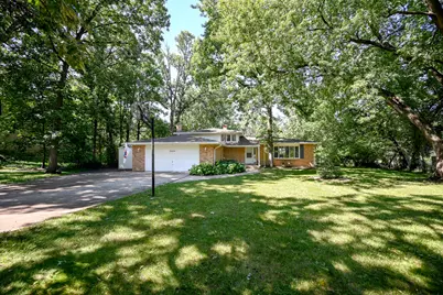 28W266 Hillview Avenue, West Chicago, IL 60185 - Photo 2