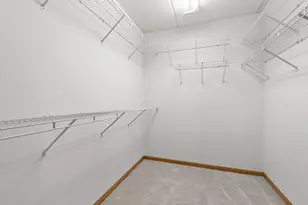 100 N Gary Ave N, Wheaton, IL 60187 - Photo 20