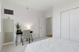 123 S Green St, Chicago, IL 60607 - Photo 12