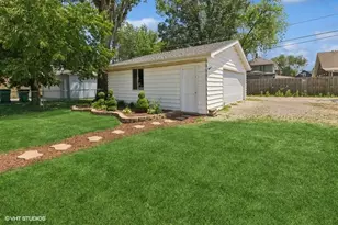 1108 Oakland Ave, Joliet, IL 60435 - Photo 16