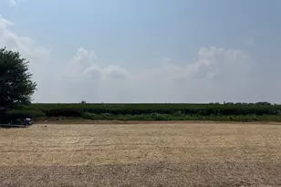 550 Cross Plains Rd, Rockford, IL 61107 - Photo 4