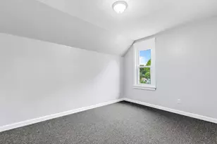 319 Wabash St, Elgin, IL 60123 - Photo 14