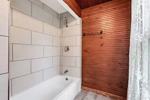 319 Wabash St, Elgin, IL 60123 - Photo 12