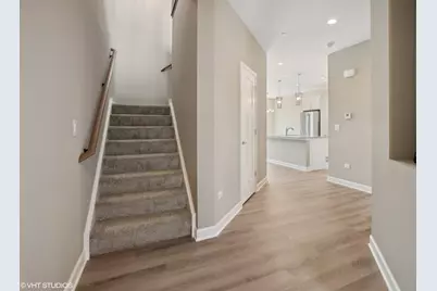 276 Masters Drive, Addison, IL 60101 - Photo 2