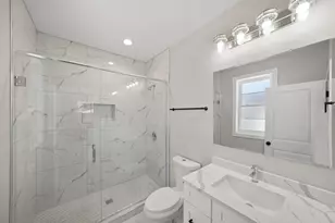 10718 S Worth Ave, Worth, IL 60482 - Photo 4