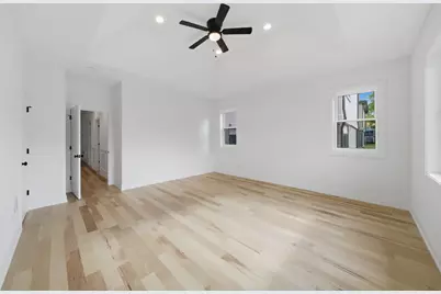 10718 S Worth Avenue, Worth, IL 60482 - Photo 34