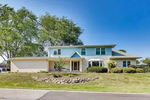 48 W Brentwood Dr, Palatine, IL 60074 - Photo 1