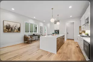 535 N Lockard Ln, Highwood, IL 60040 - Photo 4