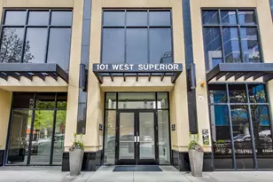 101 W Superior St, Chicago, IL 60654 - Photo 2
