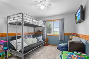 925 Suzy St, Lake Holiday, IL 60548 - Photo 18