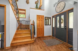 925 Suzy St, Lake Holiday, IL 60548 - Photo 4