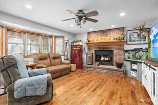 925 Suzy St, Lake Holiday, IL 60548 - Photo 12