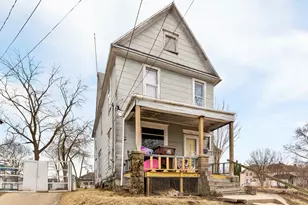 455 S State Ave, Freeport, IL 61032 - Photo 8