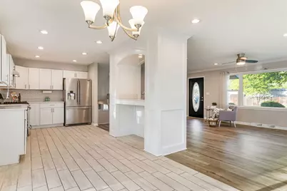 1325 Douglas Avenue, Montgomery, IL 60538 - Photo 4