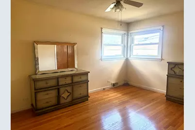 2800 W Bryn Mawr Avenue, Chicago, IL 60659 - Photo 8