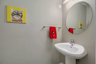 1958 W Byron St, Chicago, IL 60613 - Photo 16