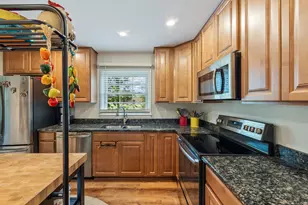 910 Lonsdale Rd, Elk Grove Village, IL 60007 - Photo 8