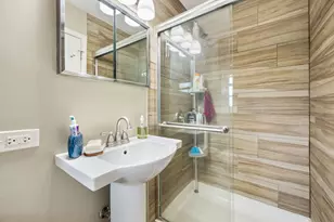 910 Lonsdale Rd, Elk Grove Village, IL 60007 - Photo 16