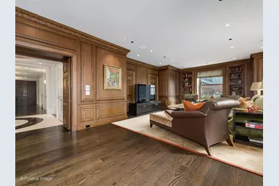 159 E Walton Place #18A, Chicago, IL 60611 - Photo 14