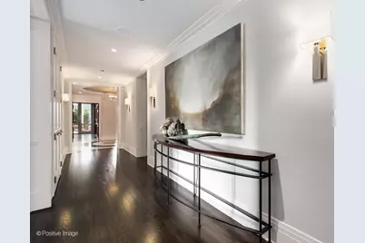 159 E Walton Place #18A, Chicago, IL 60611 - Photo 8