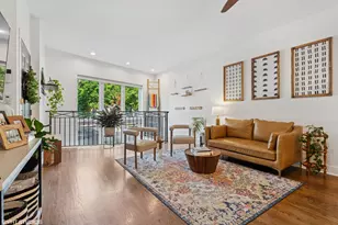 1655 N Campbell Ave, Chicago, IL 60647 - Photo 2