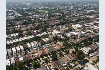 5401 W Montrose Avenue, Chicago, IL 60641 - Photo 10