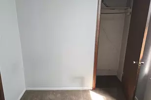 13550 S Burley Ave, Chicago, IL 60633 - Photo 8