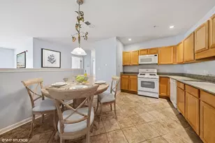 965 Rogers St, Downers Grove, IL 60515 - Photo 6