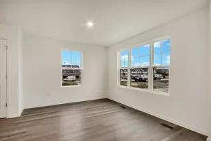 361 Bridgeview Ct, Saint Charles, IL 60174 - Photo 10