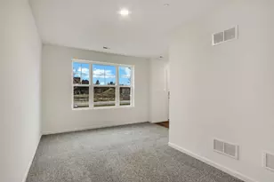 361 Bridgeview Ct, Saint Charles, IL 60174 - Photo 14