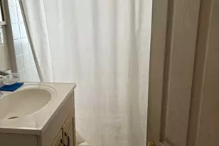 8750 S Exchange Ave, Chicago, IL 60617 - Photo 4