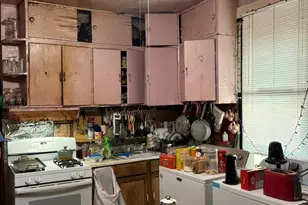 8750 S Exchange Ave, Chicago, IL 60617 - Photo 6