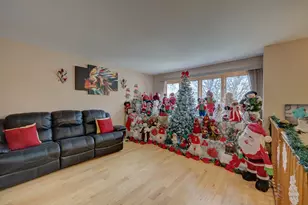 2542 Budd St, River Grove, IL 60171 - Photo 4