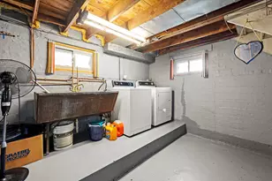 5551 S Kenneth Ave, Chicago, IL 60629 - Photo 12