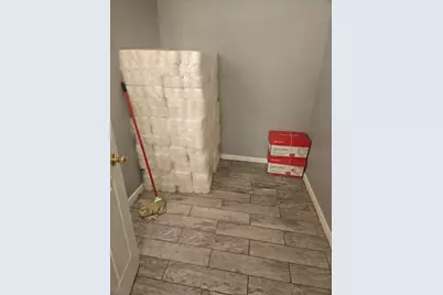 8600 S Muskegon Avenue, Chicago, IL 60617 - Photo 16