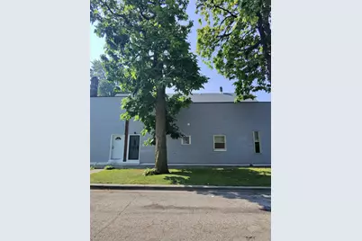 8600 S Muskegon Avenue, Chicago, IL 60617 - Photo 1
