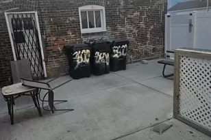 8600 S Muskegon Ave, Chicago, IL 60617 - Photo 14